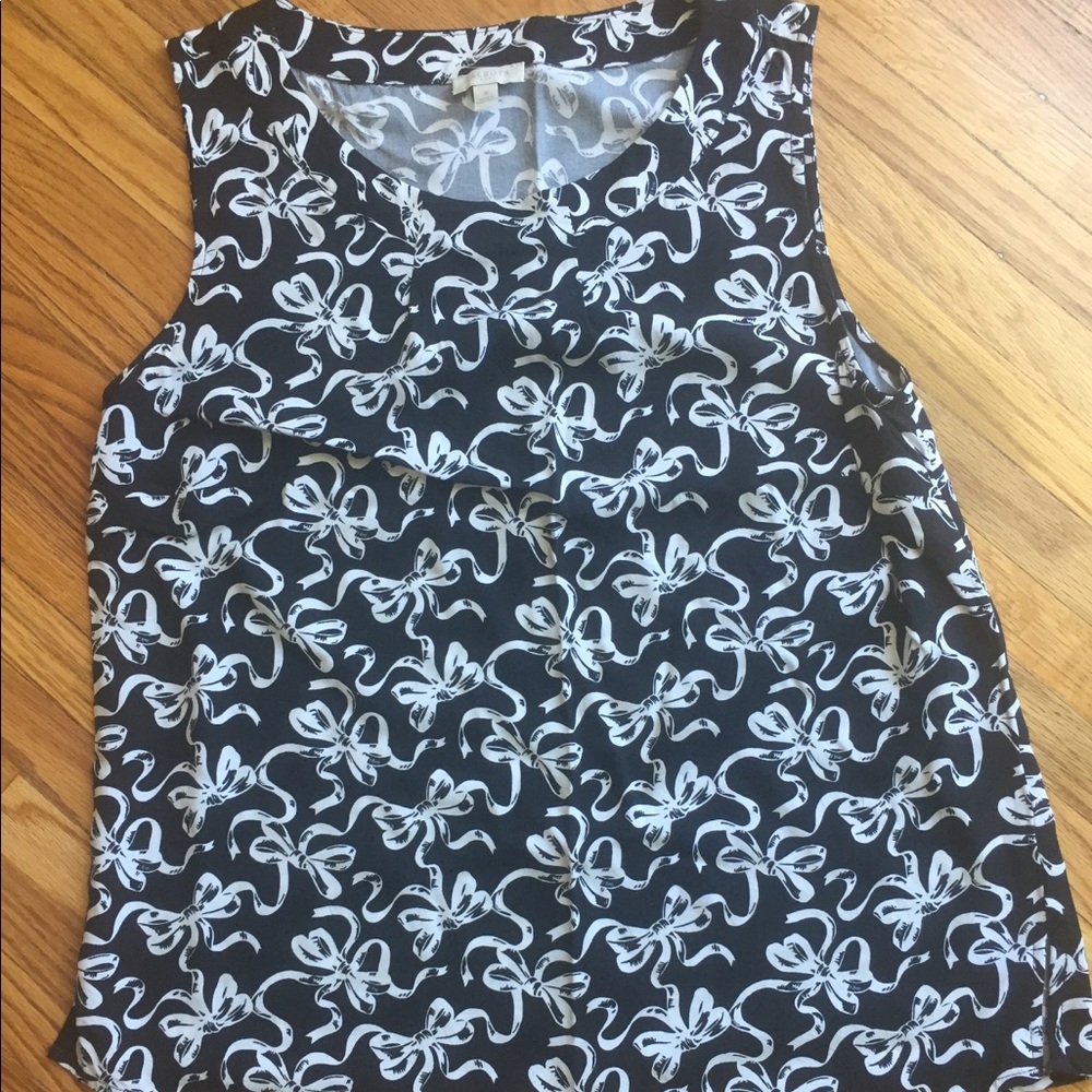 Talbots black and white ribbon bow print top